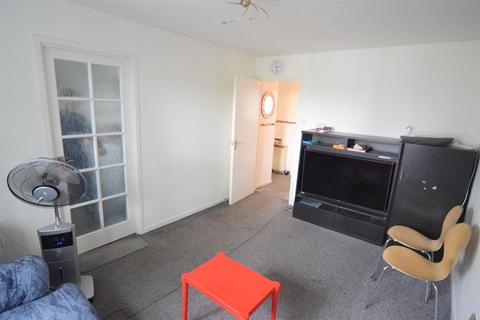 22 Chartwell Gardens, Sutton, SM3 9TQ