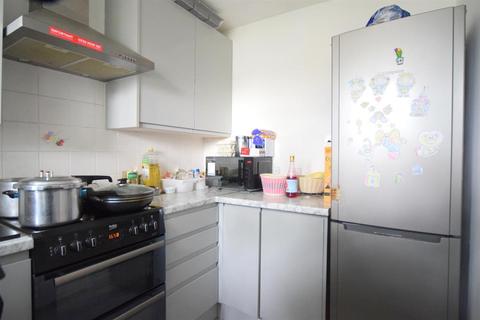 22 Chartwell Gardens, Sutton, SM3 9TQ