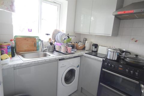 22 Chartwell Gardens, Sutton, SM3 9TQ