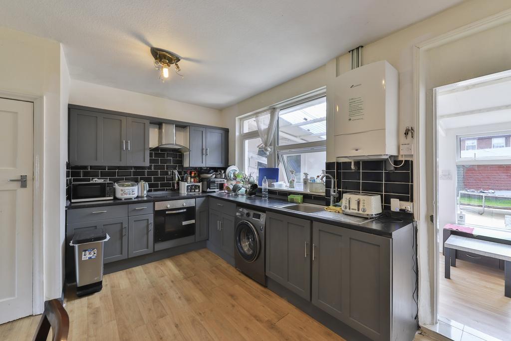 68 Lucas Avenue, York, North Yorkshire 3 bed terraced house £225,000