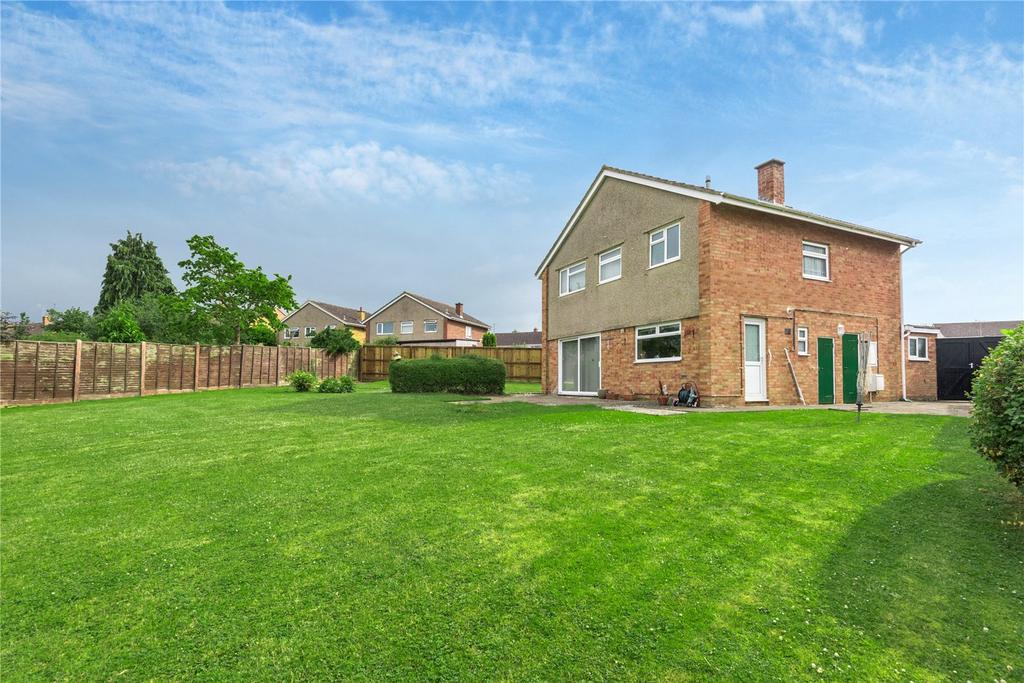 Wymans Brook, Cheltenham, GL50 4 bed detached house £350,000