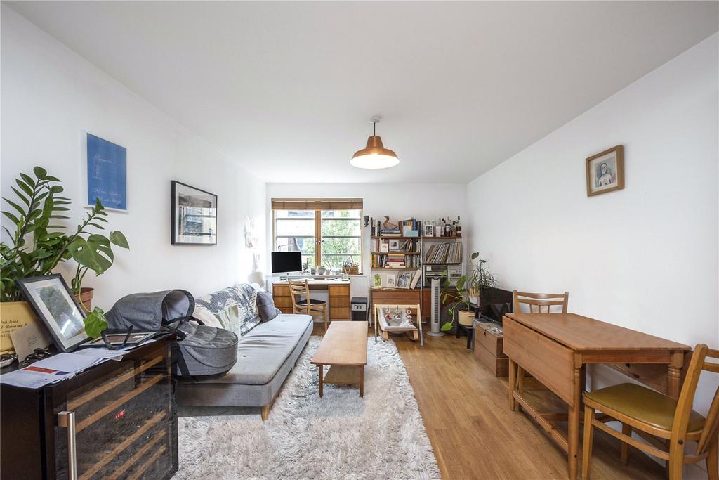 Mildmay Avenue, Newington Green, Islington, London 1 bed flat £375,000