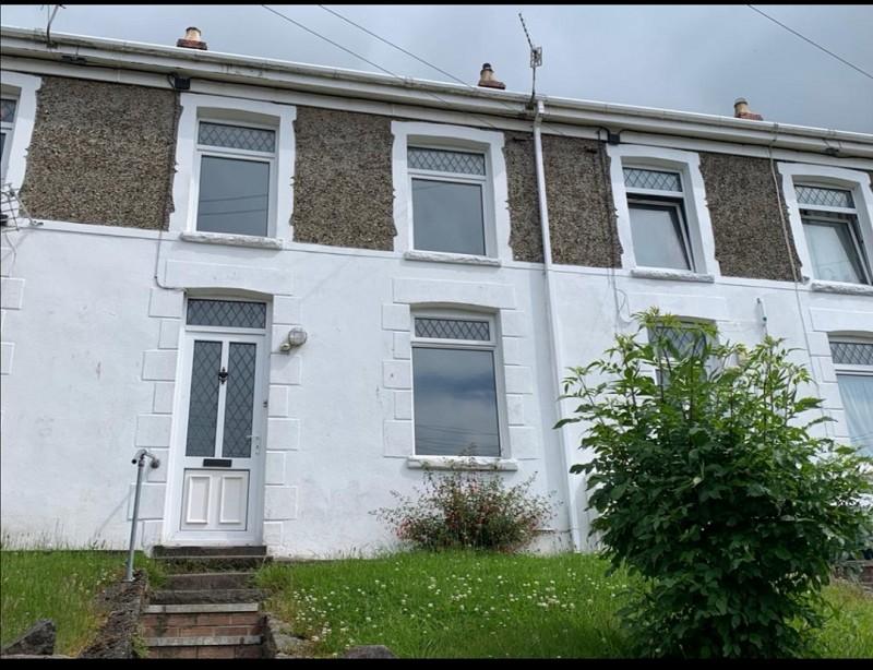 Bryn Awel, Crynant, Neath, Neath Port Talbot. 3 bed terraced house £