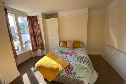 House share to rent, Park Road, Spalding