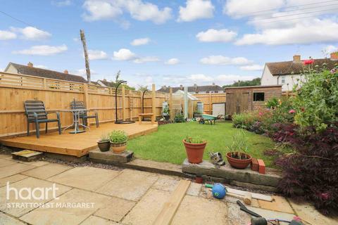 2 Greenfields, South Marston, Swindon, SN3 4SQ