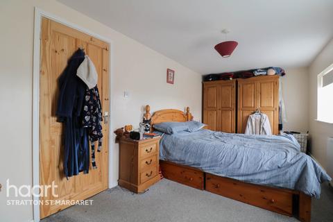 2 Greenfields, South Marston, Swindon, SN3 4SQ