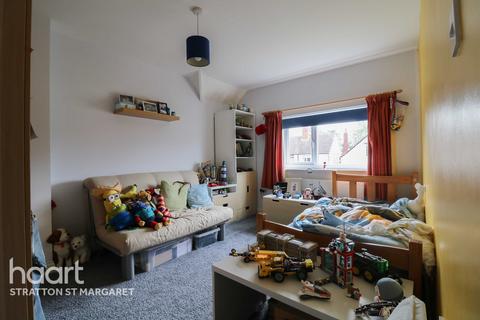 2 Greenfields, South Marston, Swindon, SN3 4SQ