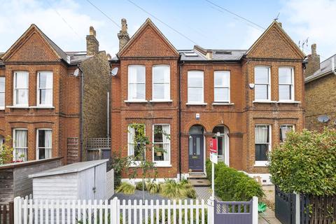 6 Northstead Road, London, SW2 3JW