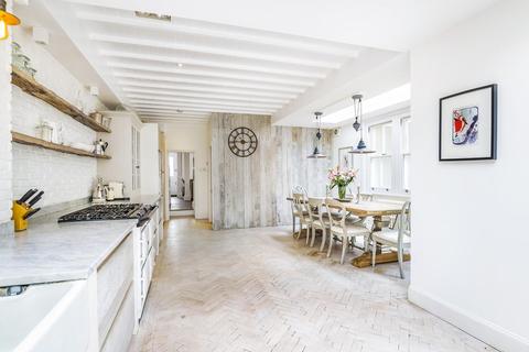 6 Northstead Road, London, SW2 3JW