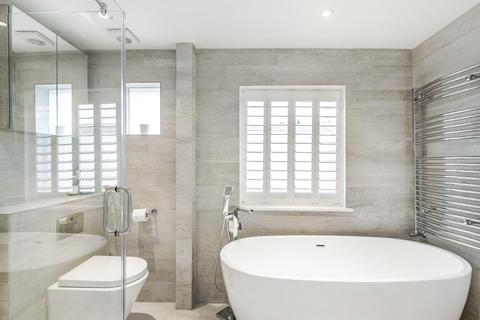 6 Northstead Road, London, SW2 3JW