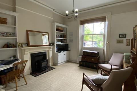18 Aylestone Hill, Hereford, HR1 1HS