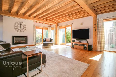 29 Broadpool Lane, Hambleton, Poulton-le-fylde, FY6 9AG