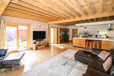 29 Broadpool Lane, Hambleton, Poulton-le-fylde, FY6 9AG