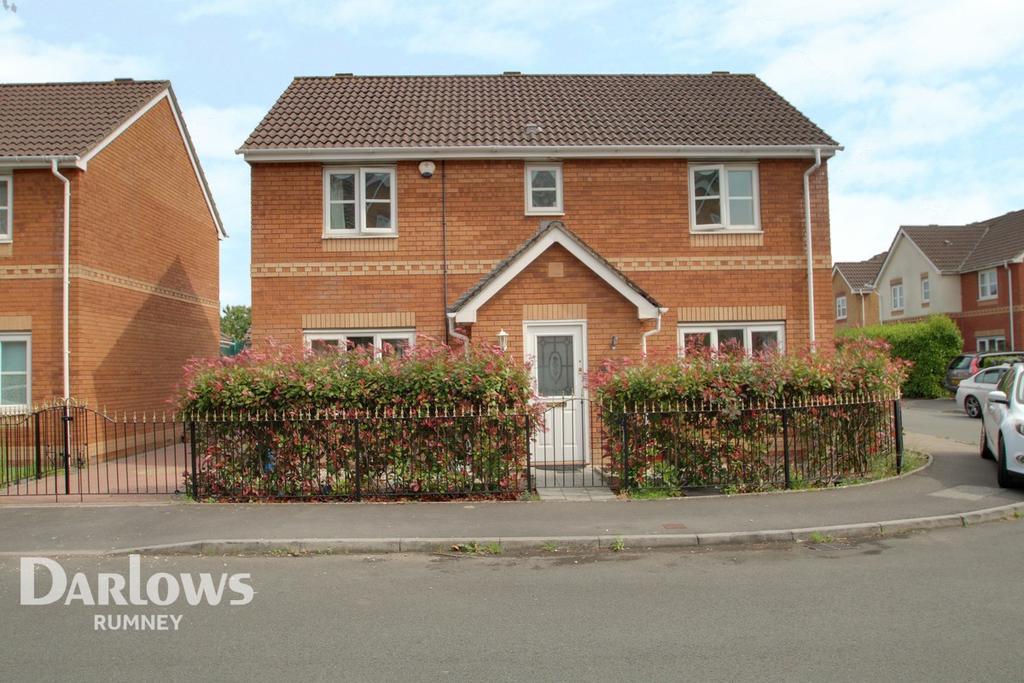 Spencer David Way, Cardiff 4 bed detached house £310,000