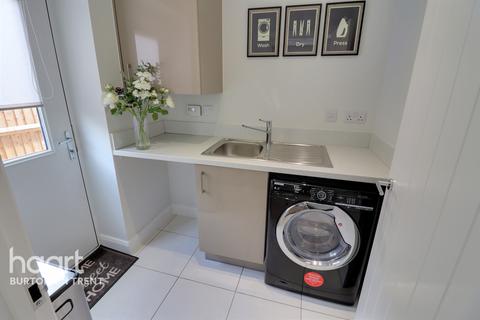 39 Sweeney Drive, Tatenhill, Burton-on-trent, DE13 9FP