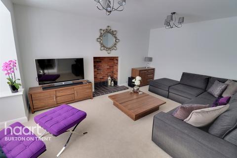 39 Sweeney Drive, Tatenhill, Burton-on-trent, DE13 9FP