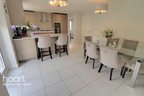 39 Sweeney Drive, Tatenhill, Burton-on-trent, DE13 9FP