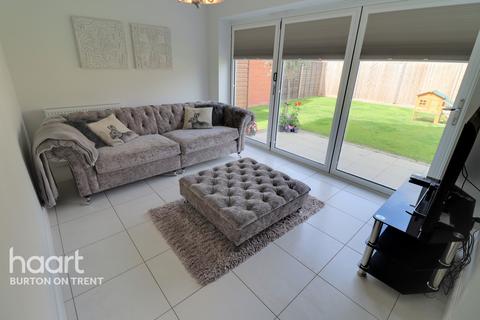 39 Sweeney Drive, Tatenhill, Burton-on-trent, DE13 9FP