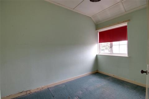 4 Redlands Road, Enfield, EN3 5HL