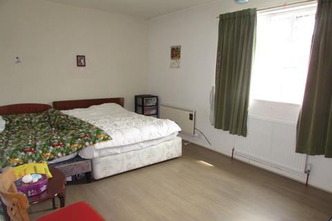 22 Selstead Road, Manchester, M22 1TR