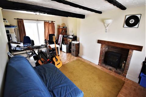 6 Sandy Lane, Chadwell St Mary, Grays, RM16 4LR