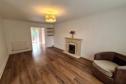 15 Ffordd Brynheulog, Pontardawe, Swansea, SA8 4JG