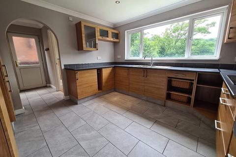 15 Ffordd Brynheulog, Pontardawe, Swansea, SA8 4JG