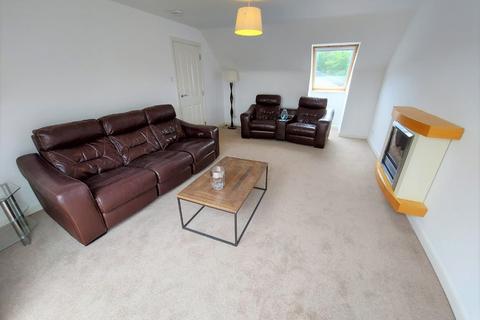 2 bedroom flat to rent, South College Street, Aberdeen, AB11