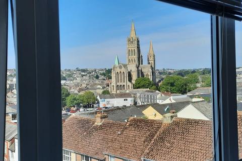 12 Mitchell Hill, Truro, TR1 1EE