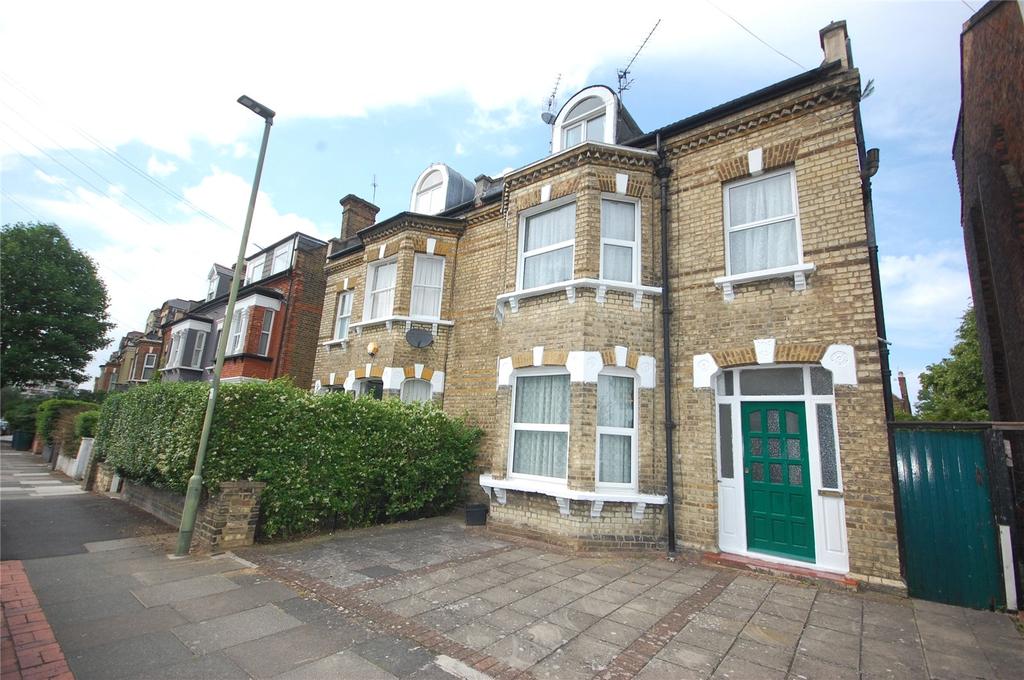Lichfield Grove, Finchley, N3 6 bed semidetached house £1,000,000