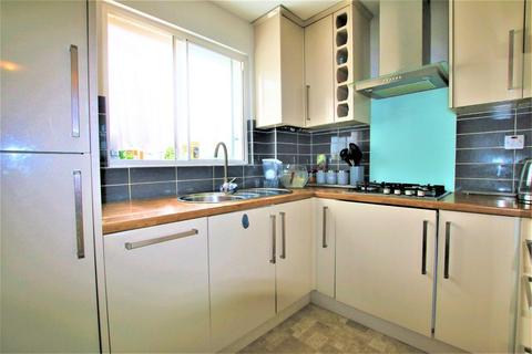 12 The Lawns, Colnbrook, Slough, SL3 0NH