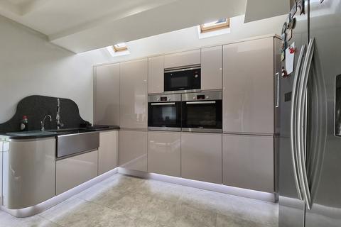 50 Somerset Road, Linford, Stanford-le-hope, SS17 0QA