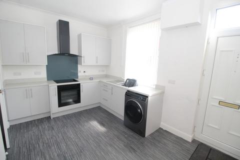 2 bedroom end of terrace house to rent, Lime Pit Lane, Stanley