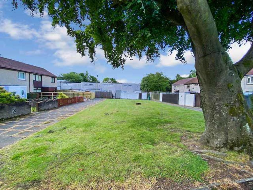 Keith Drive, Glenrothes 3 bed semidetached house £90,000
