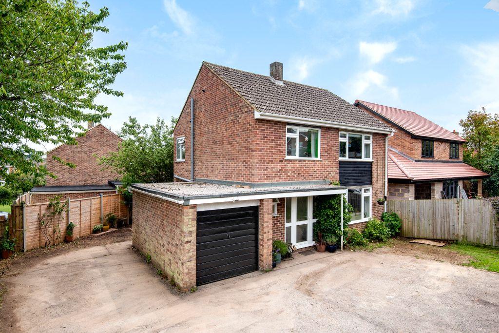 Oakley Lane, Oakley, Basingstoke RG23 7JY 4 bed detached house £500,000