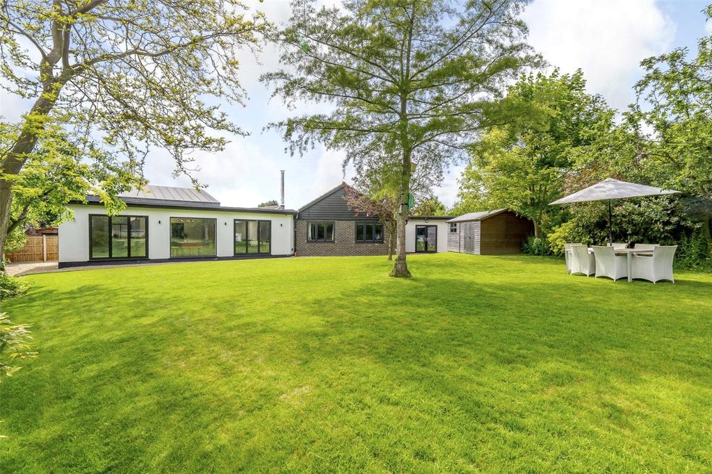 Sallows Shaw, Sole Street, Cobham... 4 bed bungalow £940,000