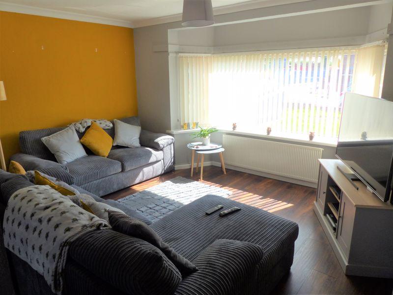 Wimperis Way, Great Barr, Birmingham B43 7DF 4 bed semidetached house