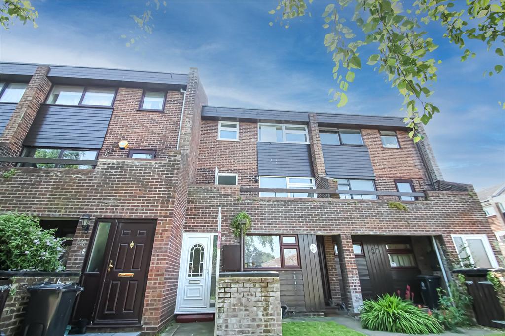 Knox Road, Clacton, CO15 3 bed house £925 pcm (£213 pw)