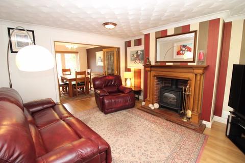 4 Ashdown Close, Southport, PR8 6TL