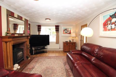 4 Ashdown Close, Southport, PR8 6TL