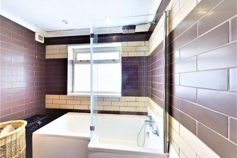 75 Eastbrook Road, Waltham Abbey, EN9 3AJ