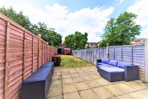75 Eastbrook Road, Waltham Abbey, EN9 3AJ