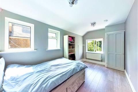 75 Eastbrook Road, Waltham Abbey, EN9 3AJ