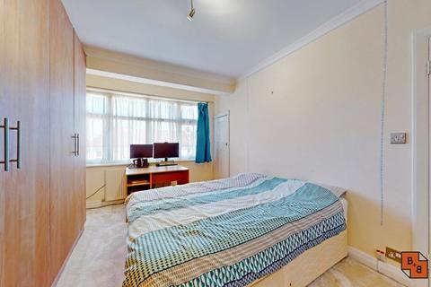 24 Kent Road, West Wickham, BR4 0JP