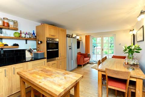 26 Darby Road, Coalbrookdale, Telford, TF8 7EL