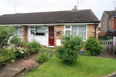 22 Downsview, Small Dole, Henfield, BN5 9YB