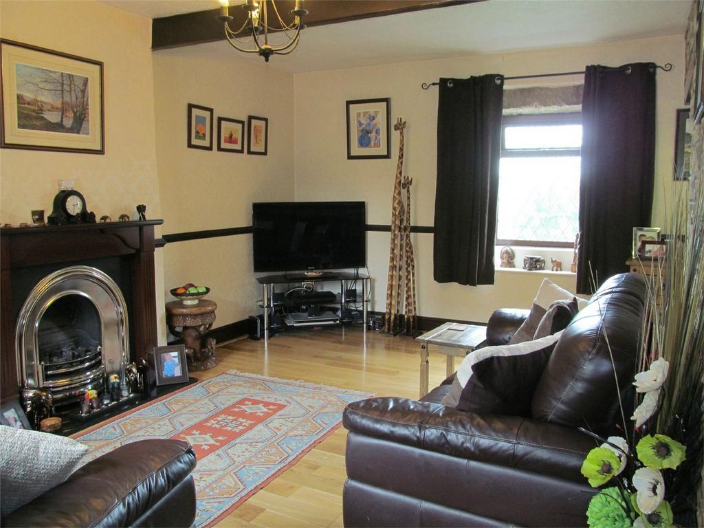 Bingley Road, Cross Roads, Keighley, West Yorkshire 2 bed terraced house £117,995