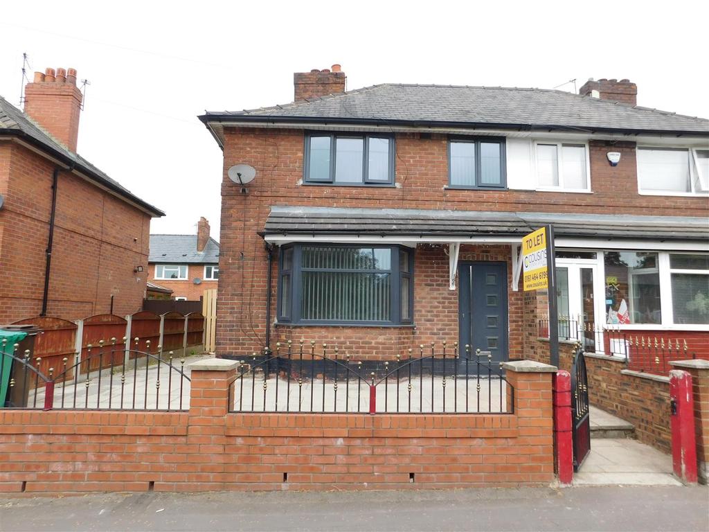 Briscoe Lane, Manchester 3 bed semidetached house £950 pcm (£219 pw)