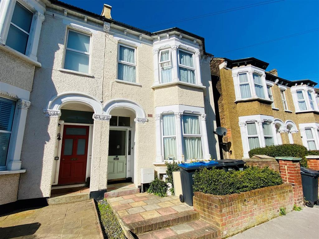 Balfour Road, London 2 bed flat £325,000