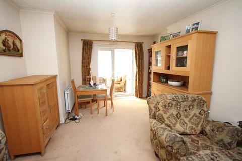 4 Kestrel Drive, Bradford, BD2 4HA